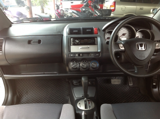 ขายjazzปี04ตัวtopติดแก็ส ไม่ต้องใช้เงินออกรถสักกะบาท