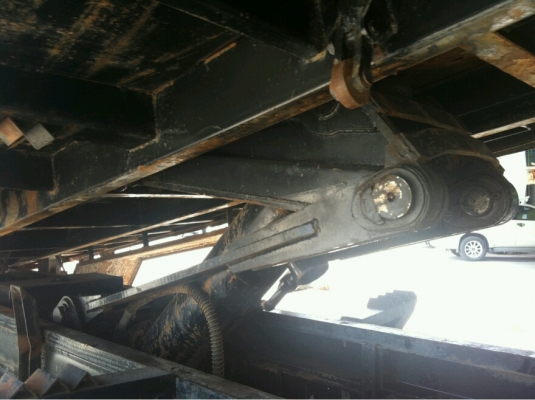 Hino  หัวเปอร์เซีย เครื่่อง P11  320 แรงม้า