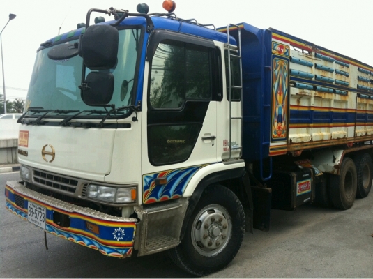 Hino  หัวเปอร์เซีย เครื่่อง P11  320 แรงม้า