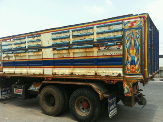 Hino  หัวเปอร์เซีย เครื่่อง P11  320 แรงม้า