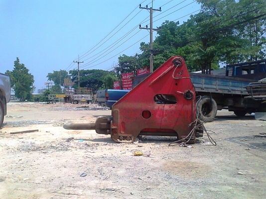 ขายด่วน..หัวแย๊ก OKADA BU11 จากญี่ปุ่น ใช้กับรถแบคโฮ CAT E200 B KOMATSU PC200 ได้ดี รับประกันการใช้งาน.