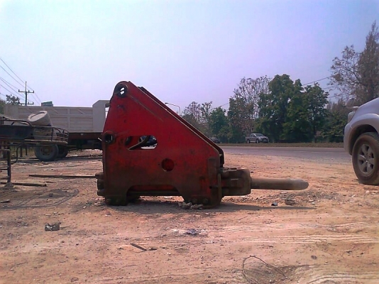 ขายด่วน..หัวแย๊ก OKADA BU11 จากญี่ปุ่น ใช้กับรถแบคโฮ CAT E200 B KOMATSU PC200 ได้ดี รับประกันการใช้งาน.