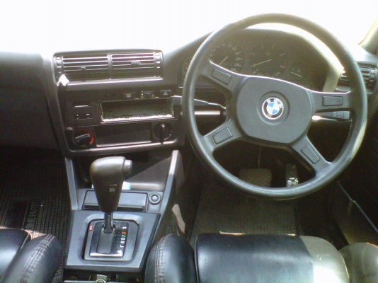 ขาย BMW 318i E30 ขาย BMW 318i E30