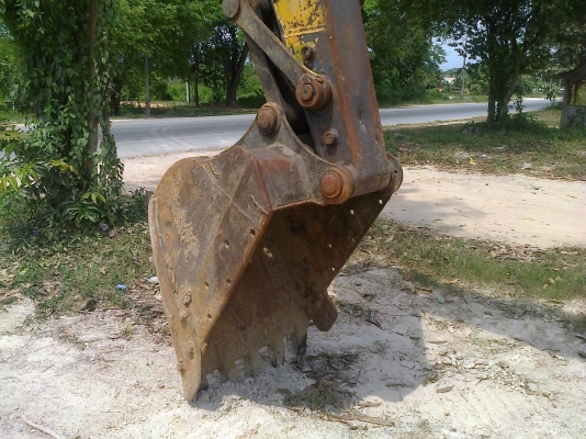 ขายPC200-3 ราคาก่อนทำสี5แสนบ.หลังทำสีค่อยว่ากัน