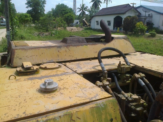 ขายPC200-3 ราคาก่อนทำสี5แสนบ.หลังทำสีค่อยว่ากัน