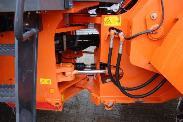 HITACHI ZW 310 SN 00290 HITACHI ZW 310 SN 00290