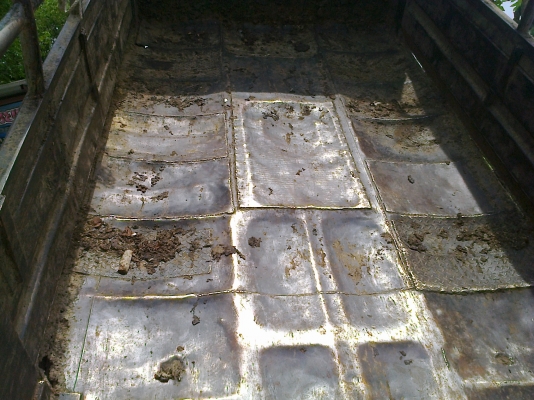 6ล้อดั้มNKR รถออกห้าง วางเครื่อง2800 เกียร์สั้น แอร์เย็น เล่มพร้อม ภาษีเต็ม