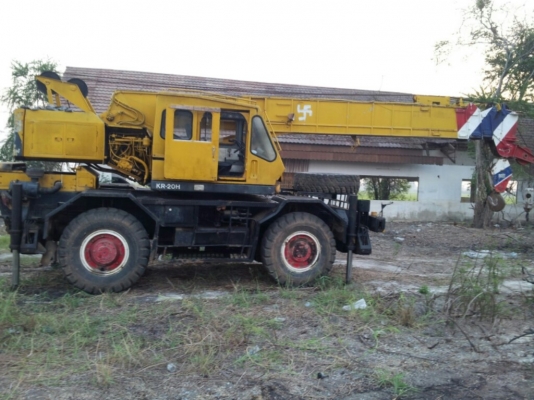 รีบๆหน่อยครับ ลดราคาแล้วครับ..ขายรถเครน 4 ล้อ Kato 20 H เอกสารซื้อขาย จิ๊ปดี ยางสวย อุปกรณ์ครบ รถพร้อมใช้งาน