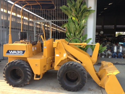 รถตักล้อยาง KOMATSU WA30 มือสองญี่ปุ่นแท้ นำเข้าเอง ไม่เคยใช้งานในไทย พร้อมใช้งาน