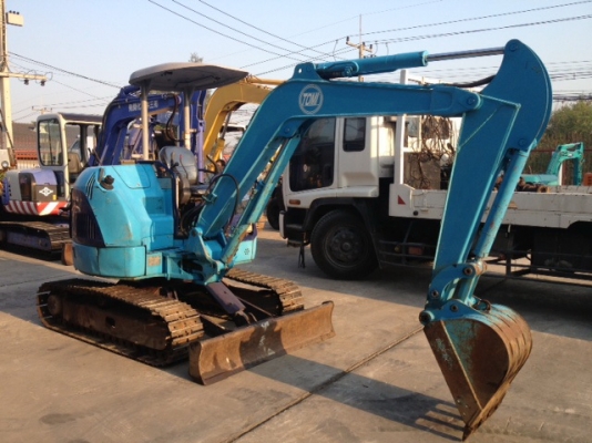 รถขุด-ดัน HITACHI EX33U มือสองญี่ปุ่นแท้ นำเข้าเอง พร้อมใช้งาน