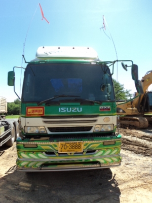 ขาย ISUZU หัวลาก 320 hp ปี 50
