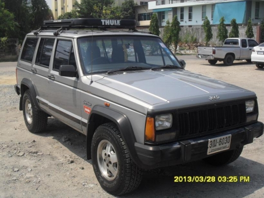 JEEP สภาพดี พร้อมใช้ ติด LPGแล้ว