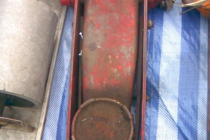 แม่แรงขนาด 3 ตันของนอกครับใช้งานดีครับสภาพเดิมๆแห้งๆครับขนาด  3  ตันครับคุ้มครับราคานี้มี 2  ตัวครับ  สีแดง + สีส้มครับ