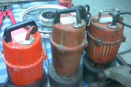 ปั้มน้ำไดโว่ล ของญี่ปุ่นครับใช้งานดีครับแรงๆครับใช้งานดีครับมีแบบดูดโคลนก็มีครับเบิกใหม่ 6 พันกว่าครับสภาพพร้อมใช้งานครับสภาพดีครับขนาด ท่อ  2  นิ้ว