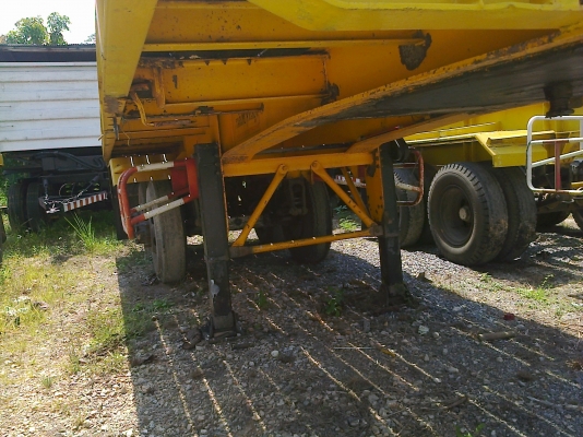 (ขายหาง3หาง) หางพื้นเรียบไม้2 หางก้างปลา1