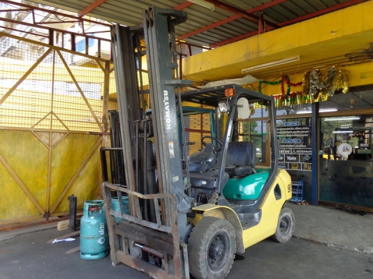 ขายรถฟอร์คลิฟท์ KOMATSU FD25T16 สภาพดีพร้อมใช้งาน สนใจติดต่อคุณรัตนศักดิ์ โทร.081-7621704