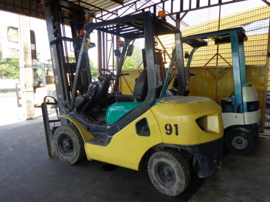 ขายรถฟอร์คลิฟท์ KOMATSU FD25T16 สภาพดีพร้อมใช้งาน สนใจติดต่อคุณรัตนศักดิ์ โทร.081-7621704