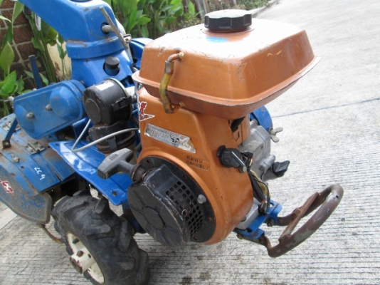 รหัส:13001093รถพรวนดินเดินตามเครื่องKF34GXเบนชิน(3.4ps)มีชุดพรวนดินกว้าง35cm.www.nihonmono.com