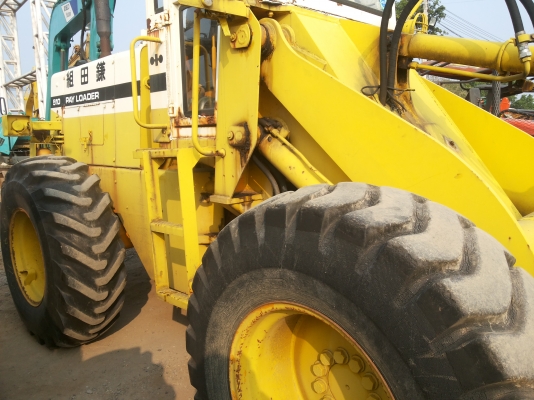 รถตักล้อยาง KOMATSU 510