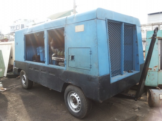 ขายปั้มลม AIRMAN PDS 750  17.5BAR พร้อมใช้งาน รับประกันให้นะครับ เครื่องยนต์ BENZ 8 สูบ