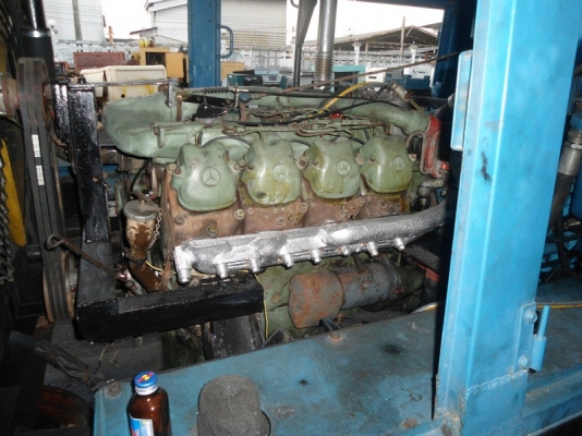 ขายปั้มลม AIRMAN PDS 750  17.5BAR พร้อมใช้งาน รับประกันให้นะครับ เครื่องยนต์ BENZ 8 สูบ