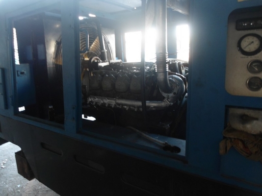 ขายปั้มลม AIRMAN PDS 750  17.5BAR พร้อมใช้งาน รับประกันให้นะครับ เครื่องยนต์ BENZ 8 สูบ