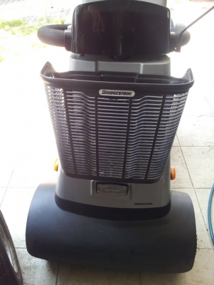 รถไฟฟ้า สำหรับ คนชรา คนพิการ