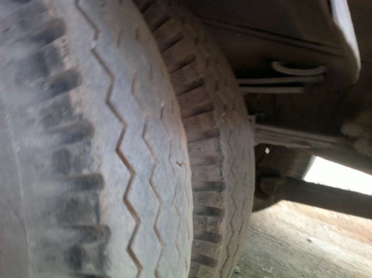 รถอิซูซุ 6 ล้อดั๊ม FTR 11 F  165 แรงม้า  สนใจติดต่อ 081 - 6079515