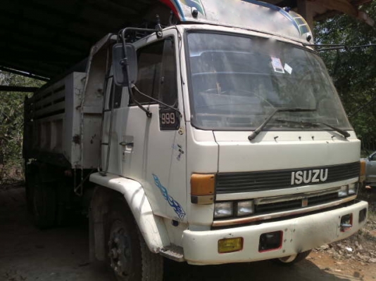 รถอิซูซุ 6 ล้อดั๊ม FTR 11 F  165 แรงม้า  สนใจติดต่อ 081 - 6079515