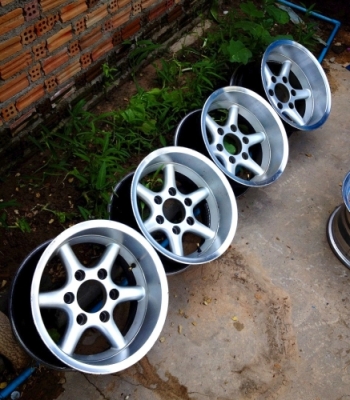 ขายล้อ SRS-III แท้ Germany ขอบ 15x7.5 ออฟ-27 ใส่ 6 รูกระบะ ออฟลึกๆ *6,500 บาท ขายล้อ SRS-III แท้ Germany ขอบ 15x7.5 ออฟ-27 ใส่ 6 รูกระบะ ออฟลึกๆ *6,500 บาท