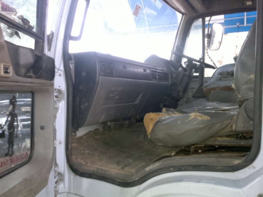 รถฮีโน่ 6 ล้อดั๊ม FG 183 A  195 แรงม้า  ( รถประกอบ )  สนใจติดต่อ 081 - 6079515