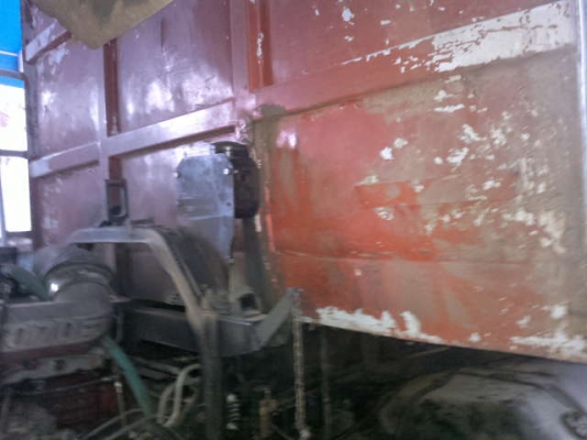 รถฮีโน่ 6 ล้อดั๊ม FG 183 A  195 แรงม้า  ( รถประกอบ )  สนใจติดต่อ 081 - 6079515