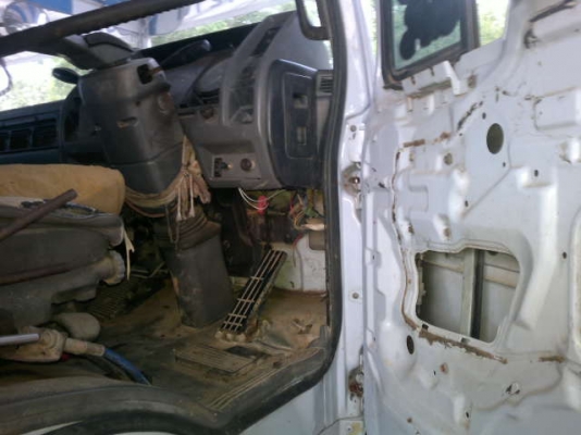 รถฮีโน่ 6 ล้อดั๊ม FG 183 A  195 แรงม้า  ( รถประกอบ )  สนใจติดต่อ 081 - 6079515