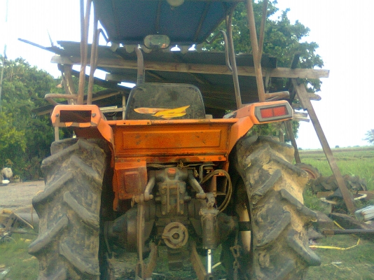 L1-22 สภาพดีพร้อมใช้งาน ขับเคลื่อนสี่ล้อ