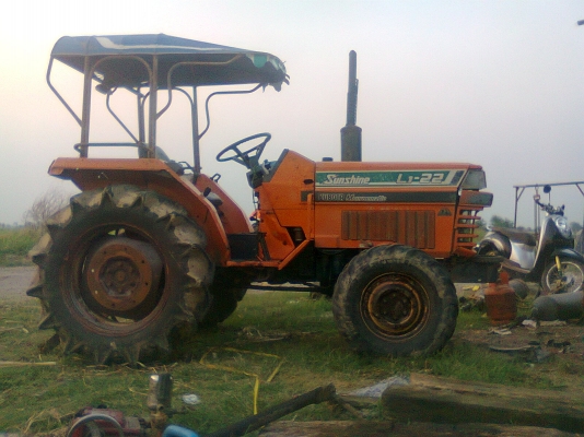 L1-22 สภาพดีพร้อมใช้งาน ขับเคลื่อนสี่ล้อ