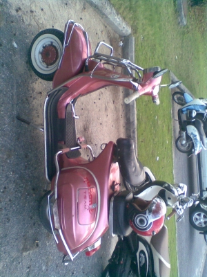 ขายเวสป้า อิตาลี่แท้ ของแต่งเพียบ(มีมากกว่าในรุป) ถูกๆ