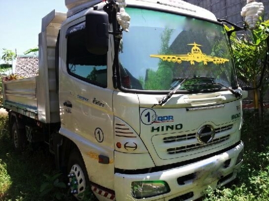 รถฮีโน่ 6 ล้อดั๊ม 175 แรงม้า  ( ปี 53 ปลายปี )  สนใจติดต่อ 081 - 6079515