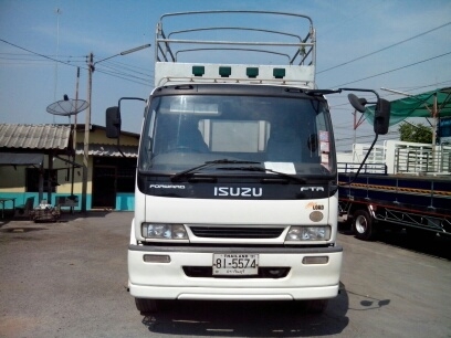 6ล้อFTRกะบะยาว7.20ม. 6ล้อFTRกะบะยาว7.20ม.