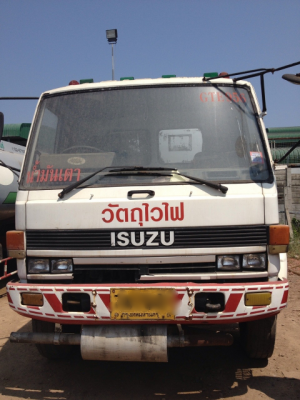 ขายรถน้ำมัน ISUZU ROCKY 175 แรง 1 เพลา เครื่องเดิม เกียร์เดิม ขนาดบรรจุ 15,000 ลิตร โหลดบน ทะเบียนพร้อม