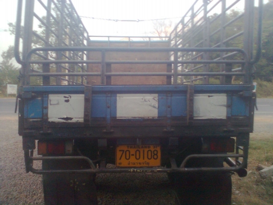 รถ6ล้อ NPR ISUZU 130แรง แท้ ห้าง ปี2548 (คุยกันได้ครับ)