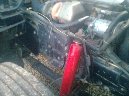 รถ6ล้อ NPR ISUZU 130แรง แท้ ห้าง ปี2548 (คุยกันได้ครับ)