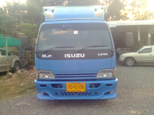 รถ6ล้อ NPR ISUZU 130แรง แท้ ห้าง ปี2548 (คุยกันได้ครับ)