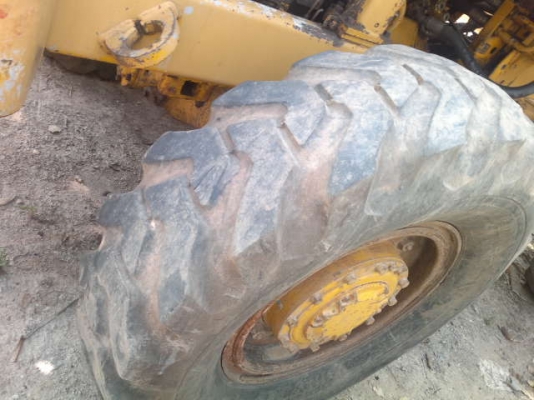 รถตัก 920    สนใจติดต่อ  081 - 6079515