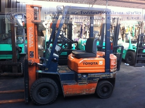 ขายรถ โฟล์คลิฟท์ TOYOTA รุ่น 5-FG15