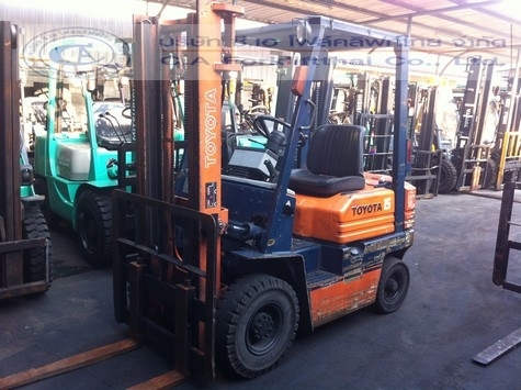 ขายรถ โฟล์คลิฟท์ TOYOTA รุ่น 5-FG15