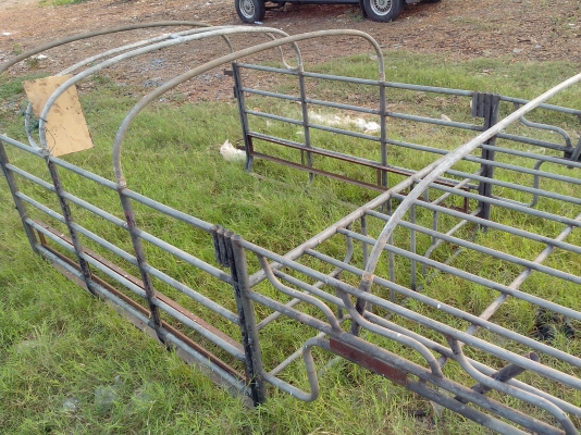 ขายคอกแซงบรรทุกเหล็กแป็ปน้ำใส่รถแค็ป ราคถูก