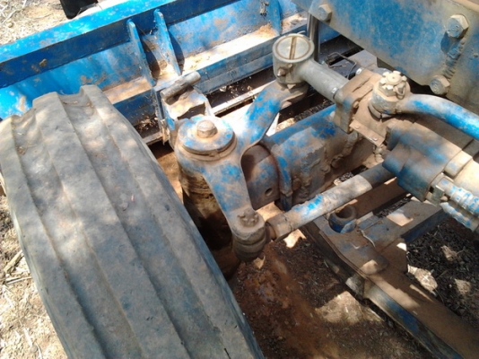 ***ขายแล้วครับขอบคุณ Truck2hand ขาย รถไถFORD 6610 เสื้อลาย ตัวเต็ม ปั๊มโรตารี่ ท่อไอดีใหญ่  สภาพสวย เครื่องแห้ง ติดง่าย งานไม่โหลด ระบบไฮฯ ระบบไฟ ครบ แขนดี ไม่ปะไม่ดาม  พร้อมอุปกรณ์ 2ชิ้น ใบดัน ผาน7CMT เอกสารสัญญาซื้อขาย  พร้อมใช้ พร้อมลุยงาน ราคาต่อรองได