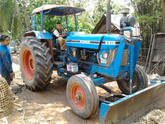 ***ขายแล้วครับขอบคุณ Truck2hand ขาย รถไถFORD 6610 เสื้อลาย ตัวเต็ม ปั๊มโรตารี่ ท่อไอดีใหญ่  สภาพสวย เครื่องแห้ง ติดง่าย งานไม่โหลด ระบบไฮฯ ระบบไฟ ครบ แขนดี ไม่ปะไม่ดาม  พร้อมอุปกรณ์ 2ชิ้น ใบดัน ผาน7CMT เอกสารสัญญาซื้อขาย  พร้อมใช้ พร้อมลุยงาน ราคาต่อรองได