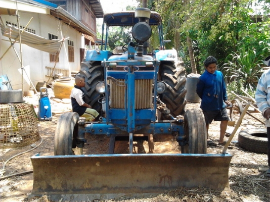 ***ขายแล้วครับขอบคุณ Truck2hand ขาย รถไถFORD 6610 เสื้อลาย ตัวเต็ม ปั๊มโรตารี่ ท่อไอดีใหญ่  สภาพสวย เครื่องแห้ง ติดง่าย งานไม่โหลด ระบบไฮฯ ระบบไฟ ครบ แขนดี ไม่ปะไม่ดาม  พร้อมอุปกรณ์ 2ชิ้น ใบดัน ผาน7CMT เอกสารสัญญาซื้อขาย  พร้อมใช้ พร้อมลุยงาน ราคาต่อรองได