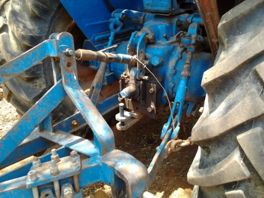 ***ขายแล้วครับขอบคุณ Truck2hand ขาย รถไถFORD 6610 เสื้อลาย ตัวเต็ม ปั๊มโรตารี่ ท่อไอดีใหญ่  สภาพสวย เครื่องแห้ง ติดง่าย งานไม่โหลด ระบบไฮฯ ระบบไฟ ครบ แขนดี ไม่ปะไม่ดาม  พร้อมอุปกรณ์ 2ชิ้น ใบดัน ผาน7CMT เอกสารสัญญาซื้อขาย  พร้อมใช้ พร้อมลุยงาน ราคาต่อรองได